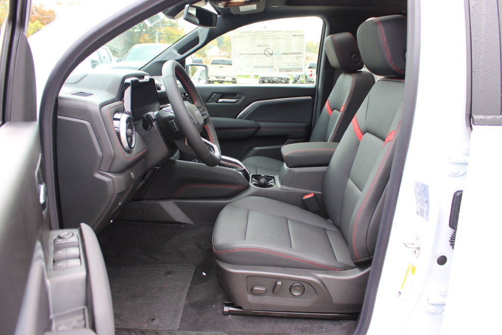 New 2026 Chevrolet Colorado Z71 w/ Technology Package AWD/4WD image 11