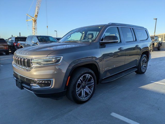 Certified 2024 Jeep Wagoneer L Series II w/ Flexible Seating Group AWD/4WD image 7