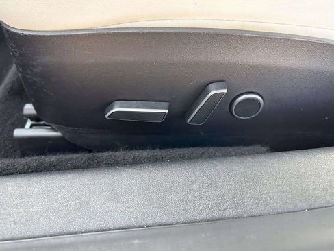 Used 2022 Tesla Model 3 Long Range AWD/4WD image 20