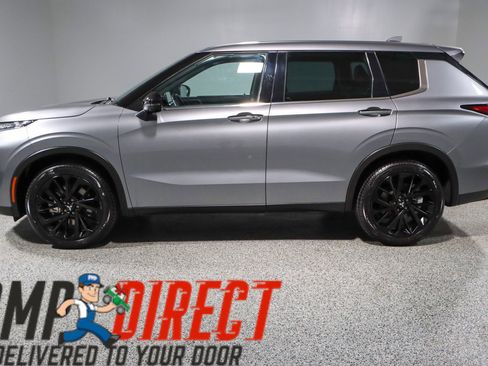 Used 2023 Mitsubishi Outlander SEL image 10