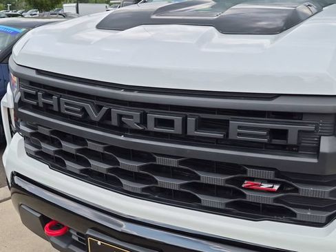 Used 2025 Chevrolet Silverado 1500 Custom Trail Boss AWD/4WD image 33
