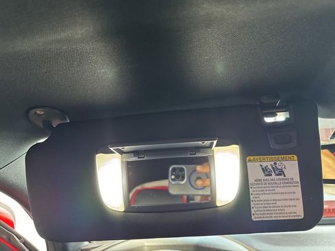 Used 2016 Toyota Tacoma SR image 48