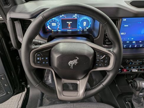 Used 2025 Ford Bronco Big Bend image 20