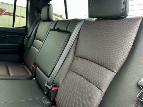 New 2026 Honda Ridgeline Black Edition image 16