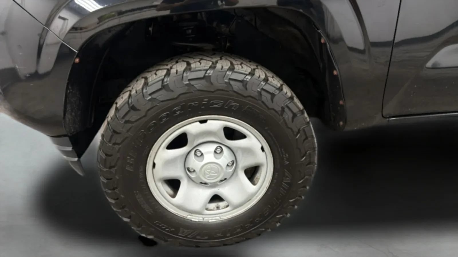 Used 2019 Toyota Tacoma SR w/ SR Convenience Package AWD/4WD image 26