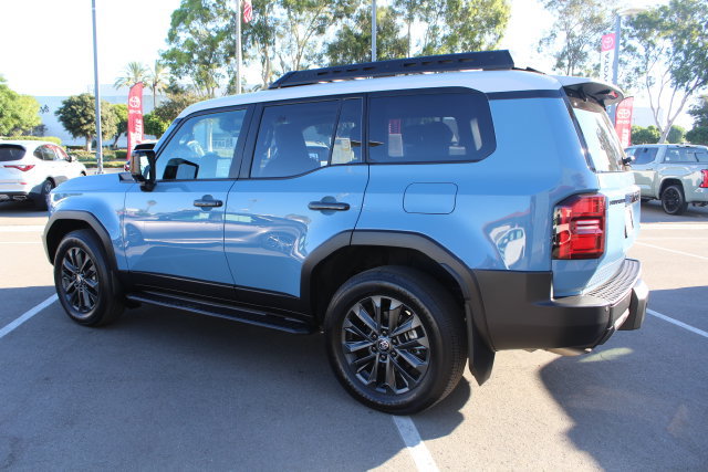 Certified 2025 Toyota Land Cruiser w/ Premium Package AWD/4WD image 8
