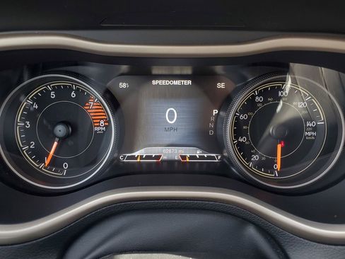 Used 2016 Jeep Cherokee Limited AWD/4WD image 16