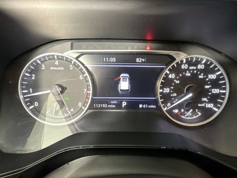 Used 2022 Nissan Pathfinder SL AWD/4WD image 17