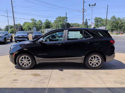 Used 2024 Chevrolet Equinox LS w/ Driver Confidence II Package FWD image 5