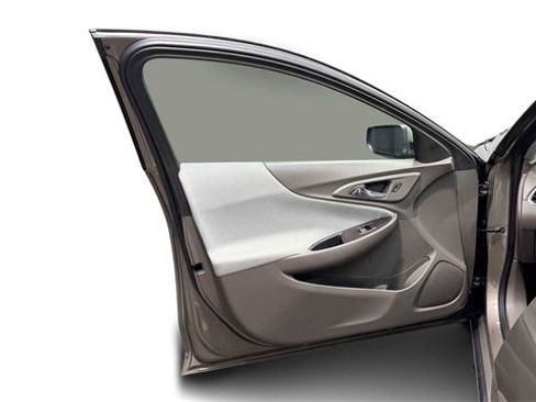 Used 2020 Chevrolet Malibu LT image 10