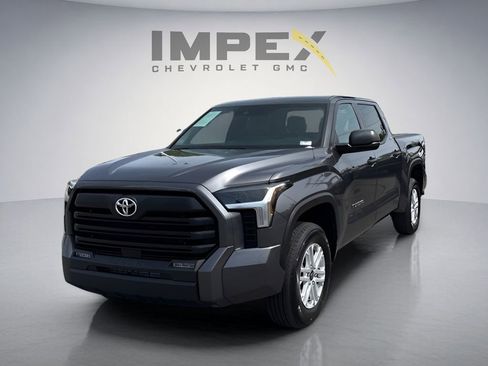 Used 2025 Toyota Tundra SR5 AWD/4WD image 1