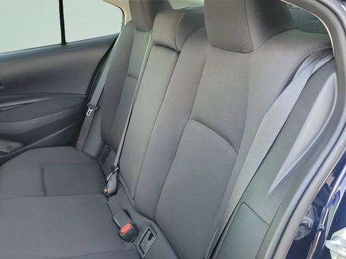 Used 2025 Toyota Corolla LE FWD image 13
