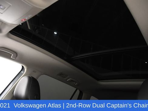 Used 2021 Volkswagen Atlas SEL Premium image 28