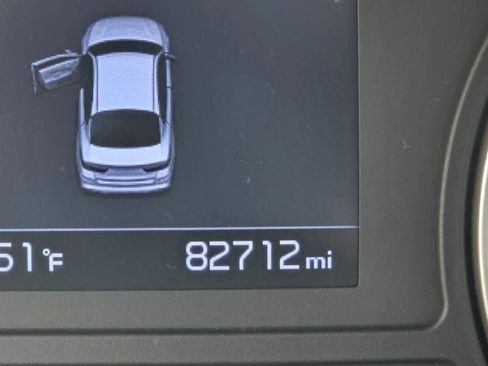 Used 2020 Kia Optima LX FWD image 25