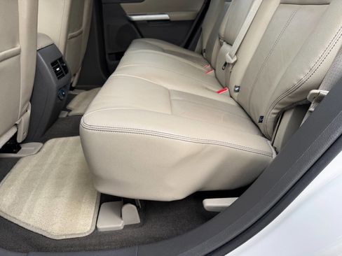Used 2013 Ford Edge Limited w/ Driver Entry Pkg FWD image 12