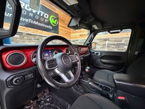 Used 2021 Jeep Wrangler Unlimited Rubicon w/ Dual Top Group image 10