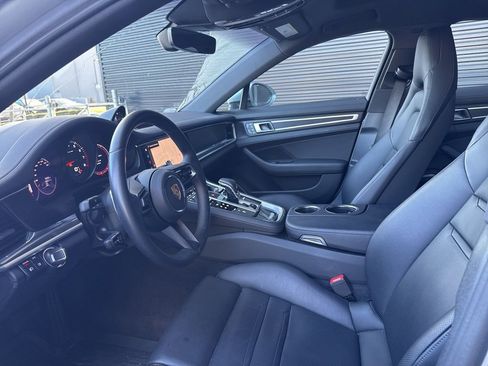 Certified 2023 Porsche Panamera 4 image 5