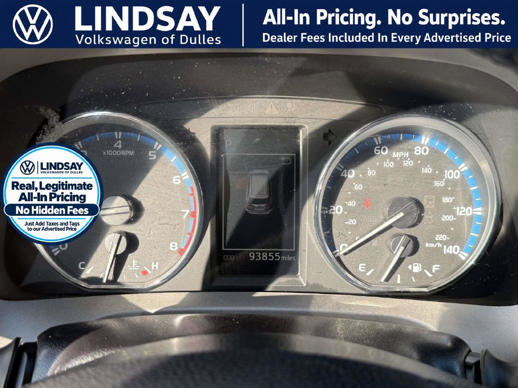 Used 2016 Toyota RAV4 XLE AWD/4WD image 25