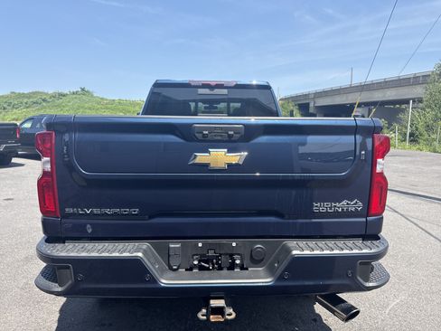 Used 2022 Chevrolet Silverado 2500 High Country AWD/4WD image 4