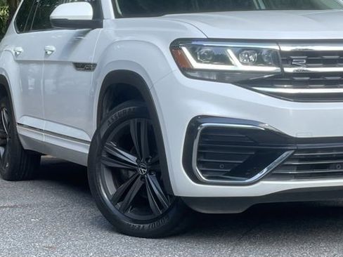 Used 2022 Volkswagen Atlas SEL R-Line image 10