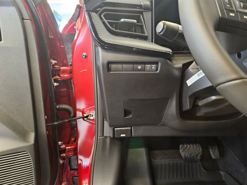 New 2026 Nissan Kicks SR w/ Illumination Package image 16