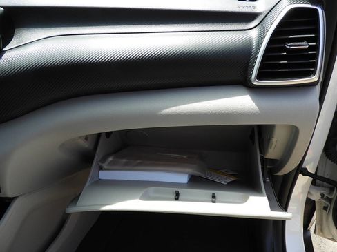 Used 2020 Hyundai Tucson Value FWD image 37