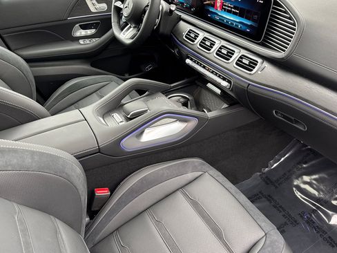 New 2026 Mercedes-Benz GLE 53 AMG 4MATIC Coupe image 11