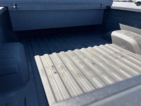 Certified 2022 Chevrolet Silverado 2500 High Country w/ Safety Package II image 27