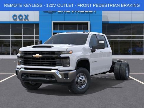 New 2026 Chevrolet Silverado 3500 W/T image 6