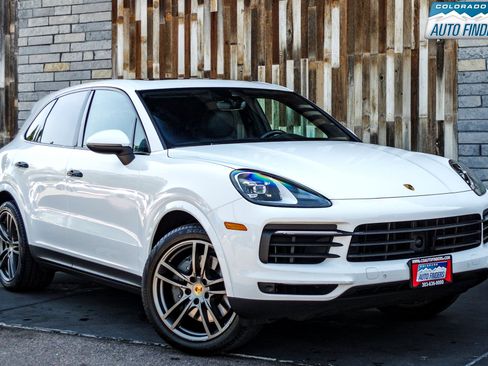 Used 2019 Porsche Cayenne S image 9
