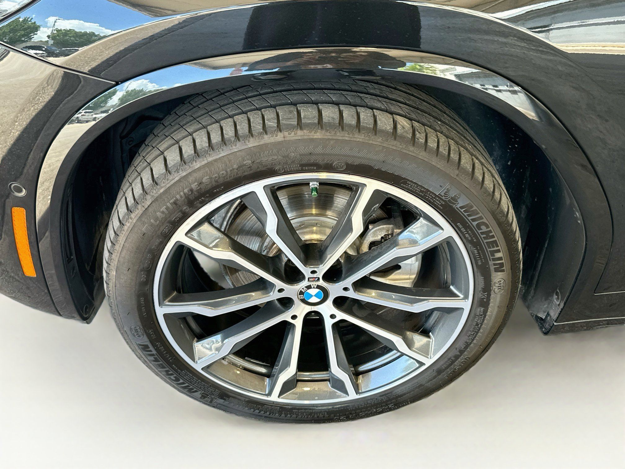 Certified 2024 BMW X3 sDrive30i w/ M Sport Package RWD image 32