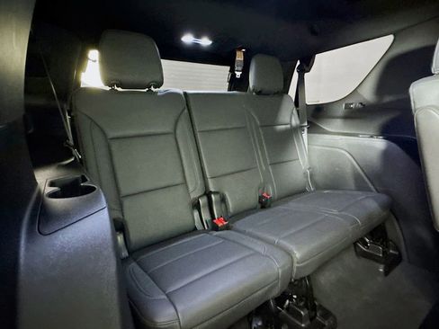 Used 2024 Chevrolet Tahoe Z71 image 33