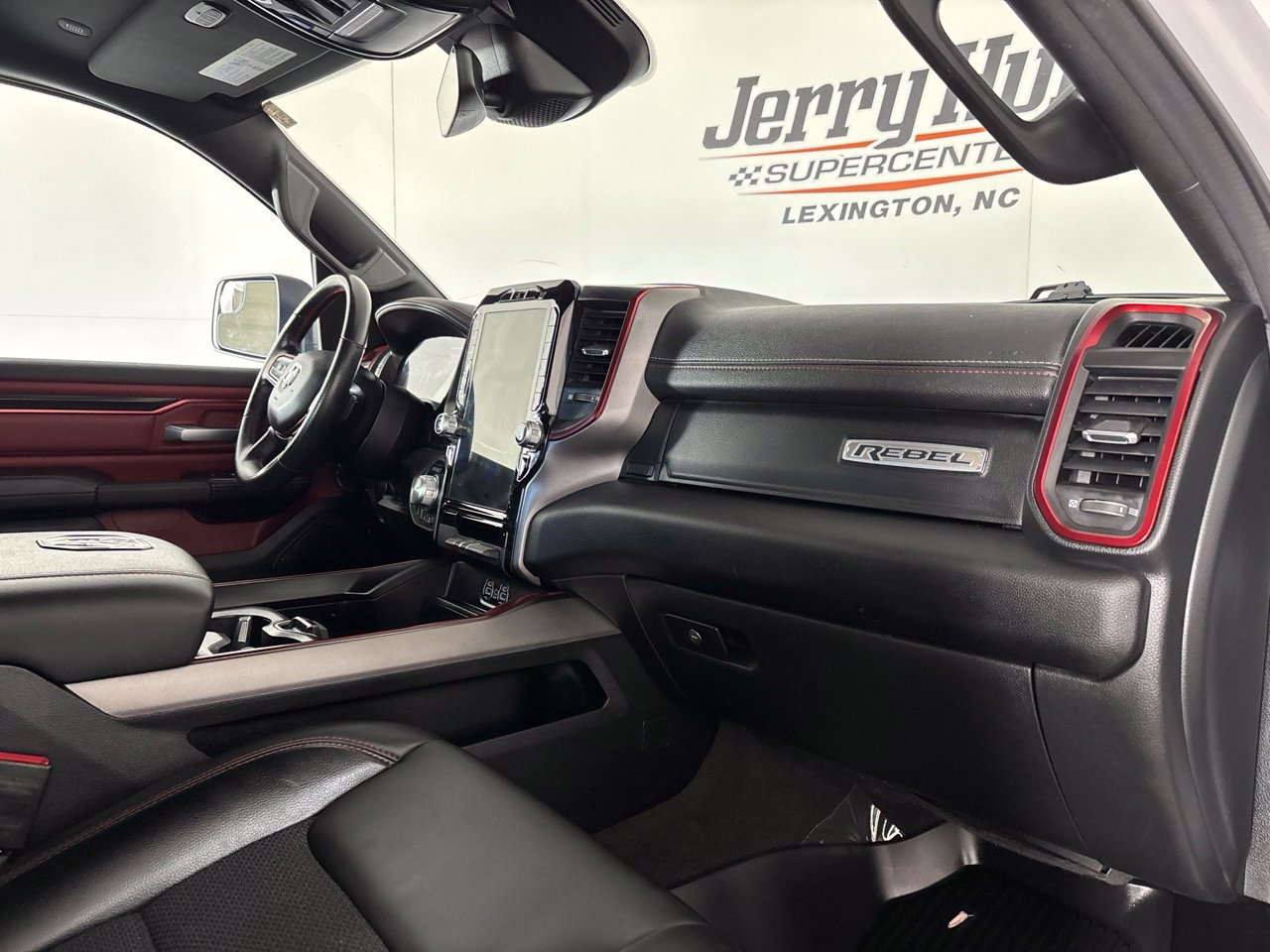 Used 2024 RAM 1500 Rebel w/ Rebel Level 1 Equipment Group AWD/4WD image 31