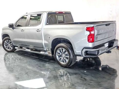 Used 2025 Chevrolet Silverado 1500 RST w/ Convenience Package II AWD/4WD image 9