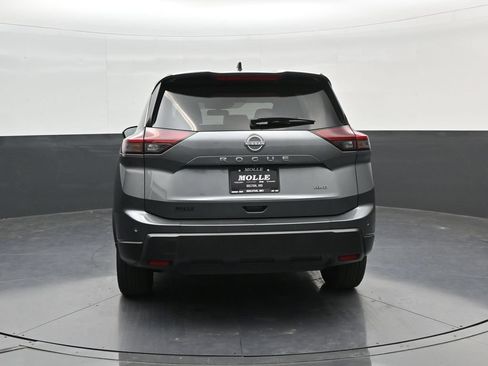 Used 2024 Nissan Rogue S AWD/4WD image 6