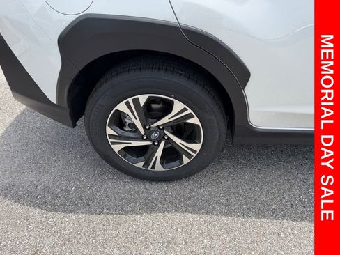 Used 2025 Subaru Crosstrek 2.0i Premium AWD/4WD image 5