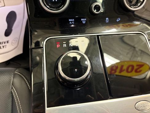 Used 2018 Land Rover Range Rover Velar S AWD/4WD image 23
