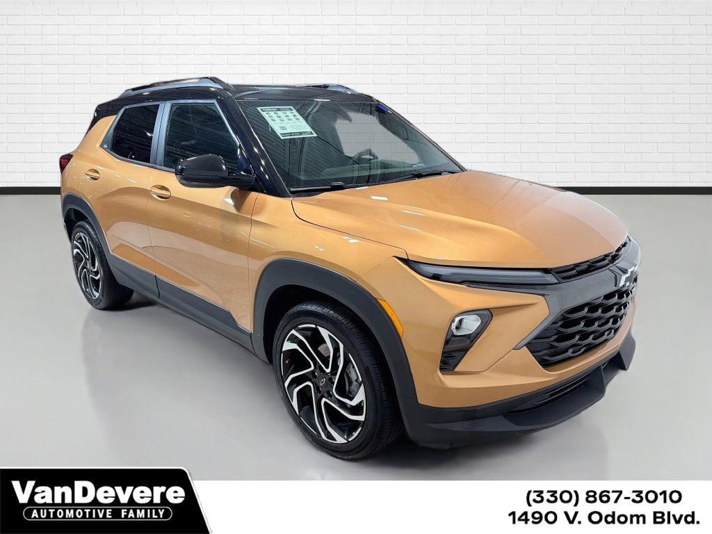 Used 2024 Chevrolet TrailBlazer RS w/ Driver Confidence Package FWD image 1