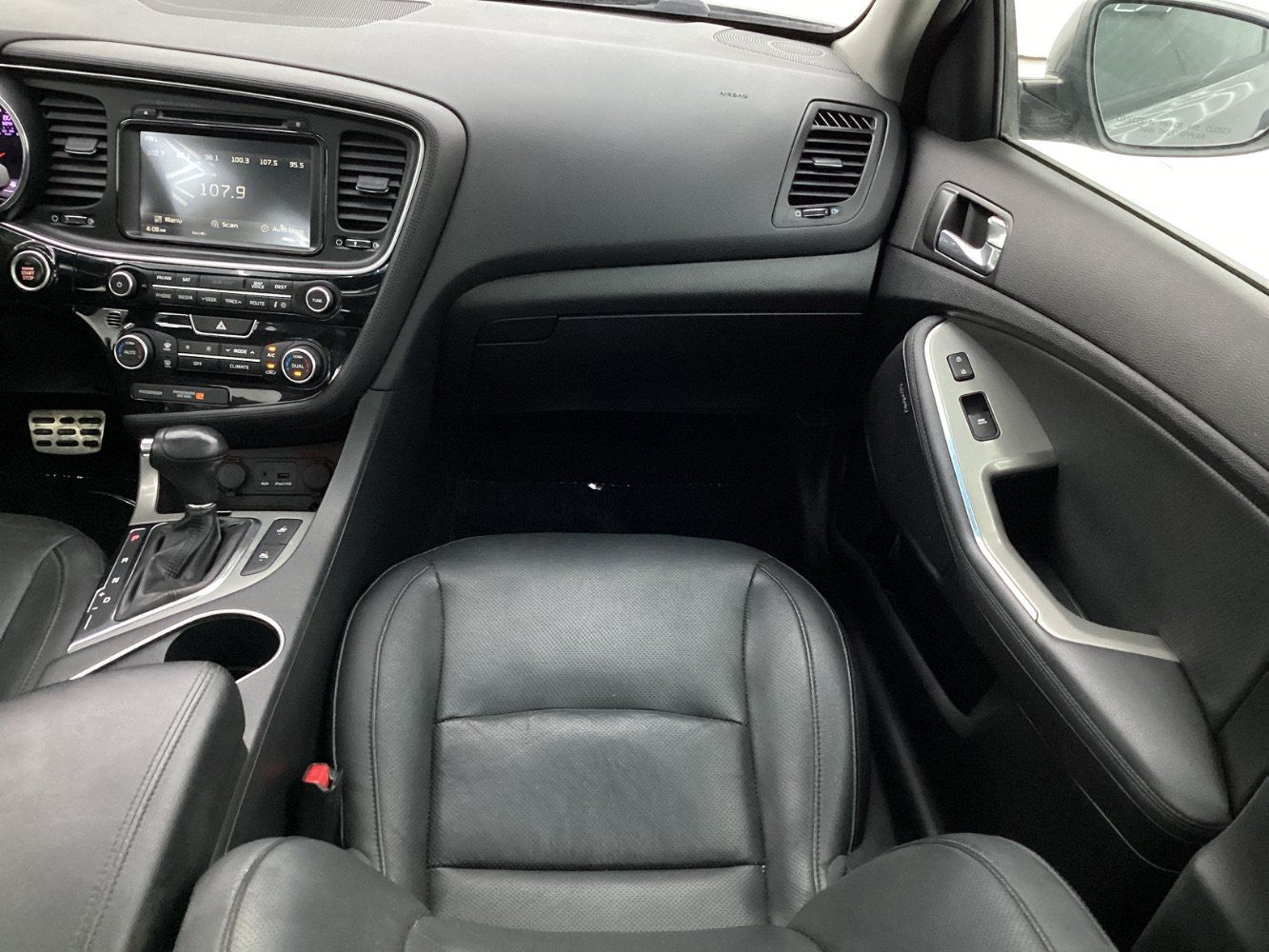 Used 2014 Kia Optima SX w/ SX Turbo Premium Package FWD image 29