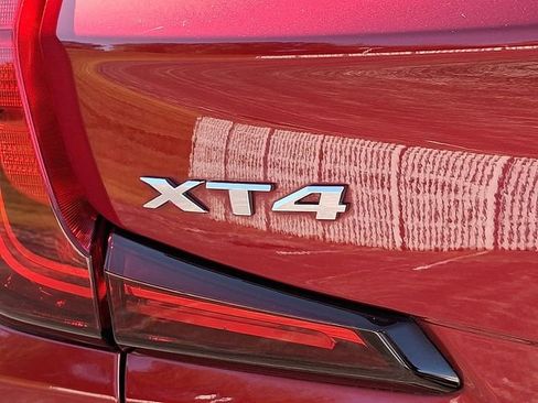 Certified 2021 Cadillac XT4 Luxury w/ Cold Weather Package image 33