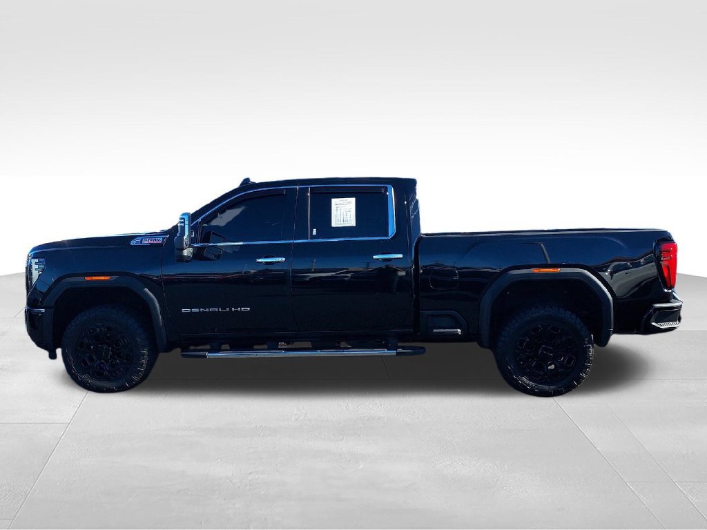 Used 2024 GMC Sierra 2500 Denali w/ Denali Reserve Package AWD/4WD image 2