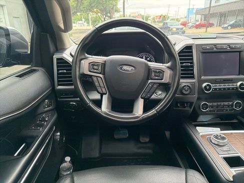 Used 2019 Ford Expedition Platinum RWD image 22