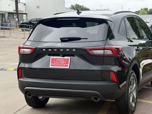 Used 2025 Ford Escape ST-Line FWD image 7