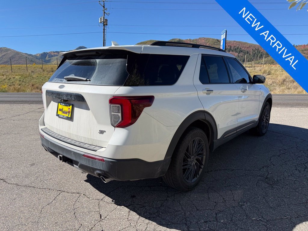 Used 2023 Ford Explorer ST-Line w/ Class IV Trailer Tow Package AWD/4WD image 6