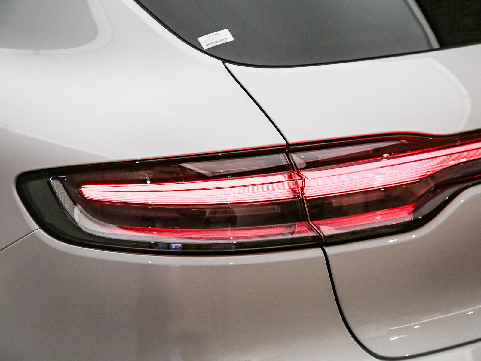 Certified 2026 Porsche Macan S AWD/4WD image 15
