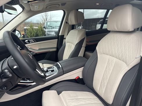 Used 2026 BMW ALPINA XB7 ALPINA XB7 image 10