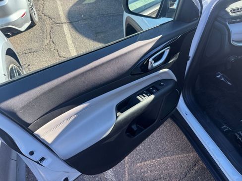 Used 2025 Jeep Compass Limited image 20