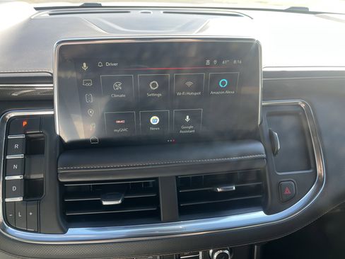 Used 2024 GMC Yukon AT4 w/ AT4 Premium Plus Package AWD/4WD image 28
