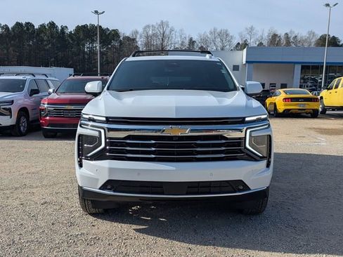 New 2026 Chevrolet Suburban LT w/ Comfort Package image 6