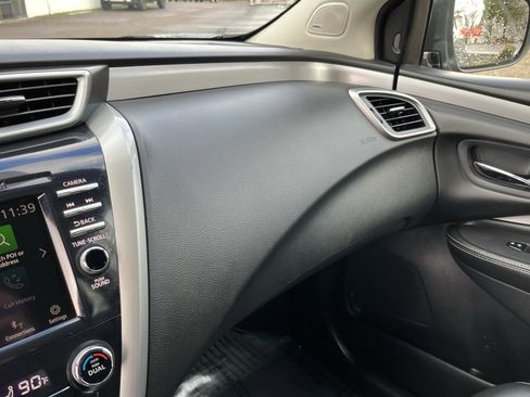 Used 2019 Nissan Murano SL w/ Cargo Package image 24